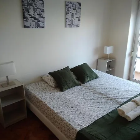 Oriente Dna X * Lisboa