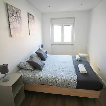 Oriente Dna X Apartman Lisboa